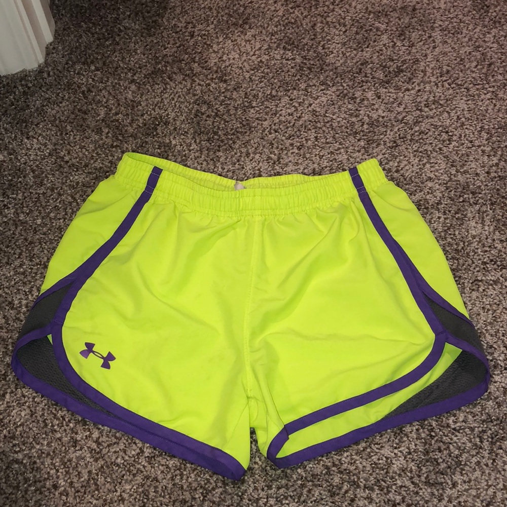 Girls under armor shorts